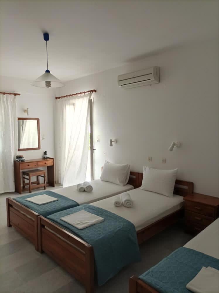 Asiminas Hotell Naxos City Exteriör bild